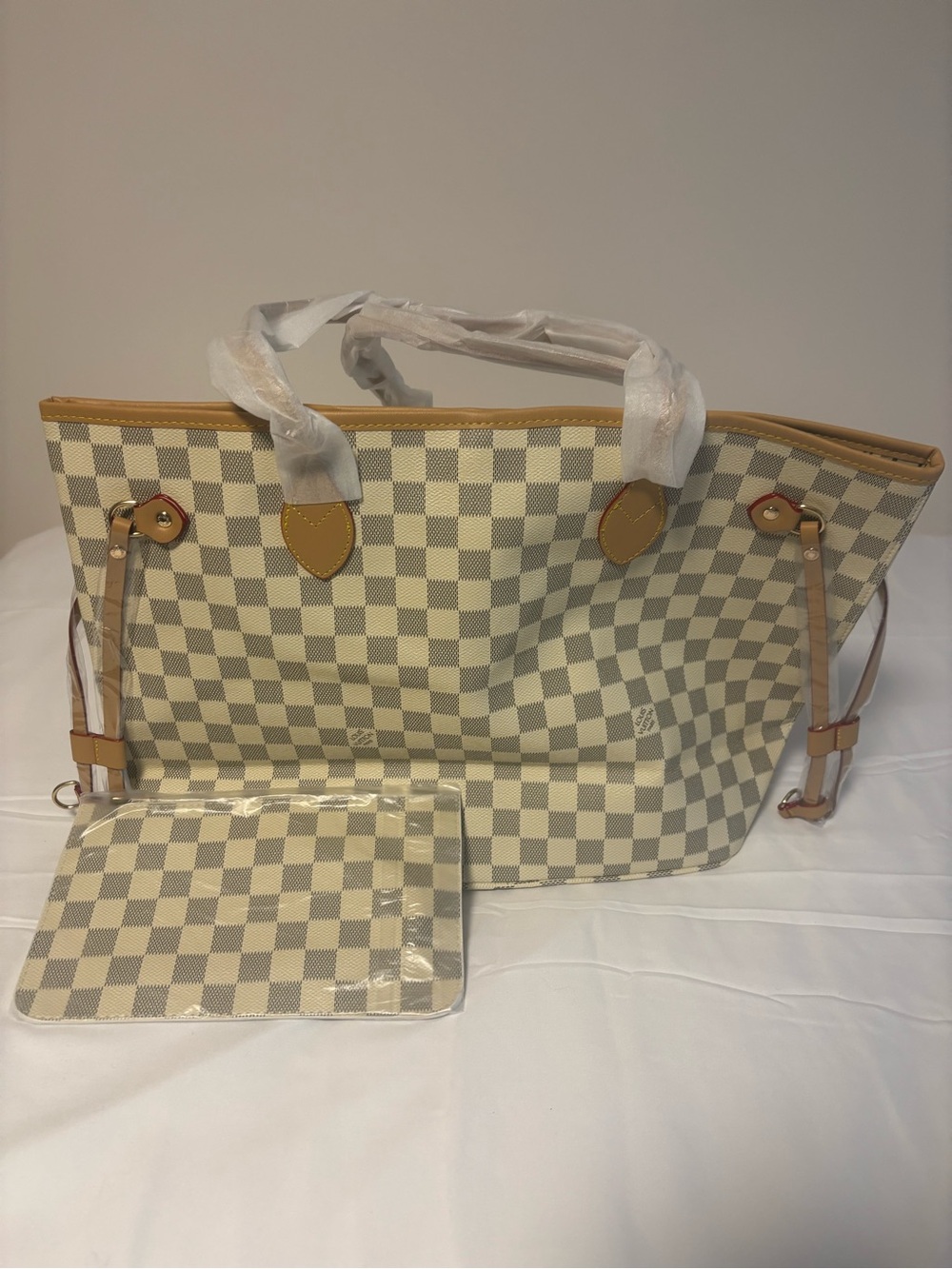 Louis Vuitton Neverfull Check Canvas Tote Bag in Beige - Picture 1 of 5